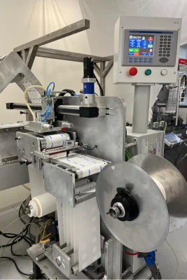 etiqueteuse-sur-mesure-en-ligne